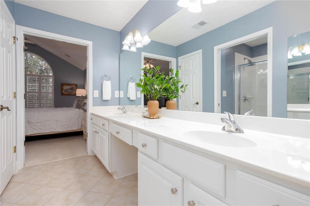 2708 Vintage Reserve Lane