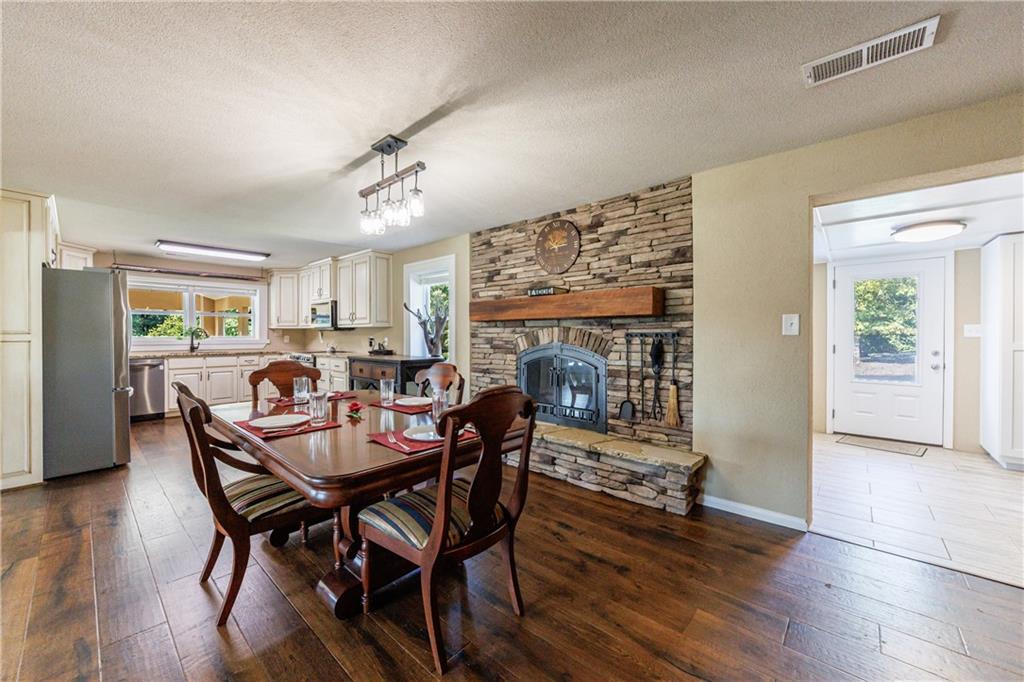 5149 Highway 155 N