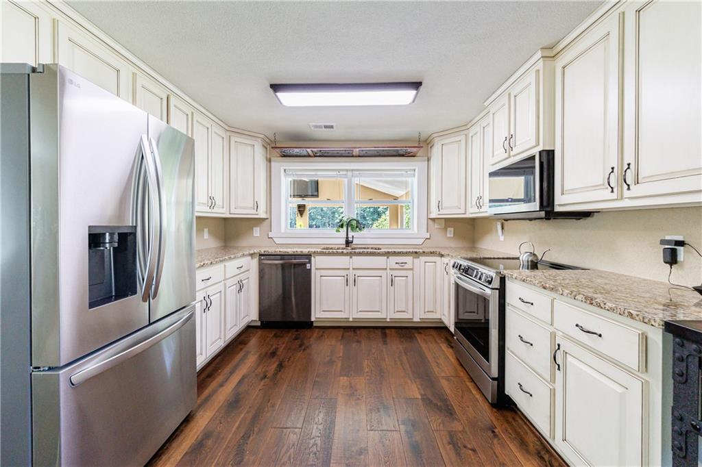 5149 Highway 155 N
