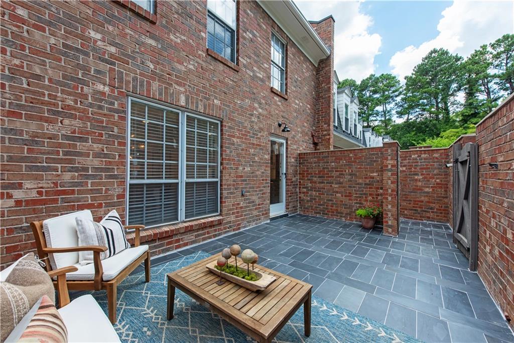 15 George Wythe Place NW