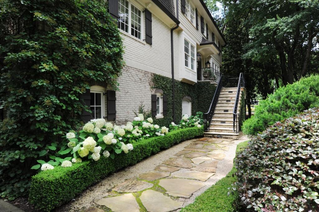 1370 Hanover West Drive
