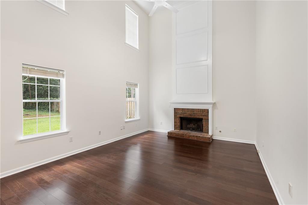 1593 Pinebreeze Drive