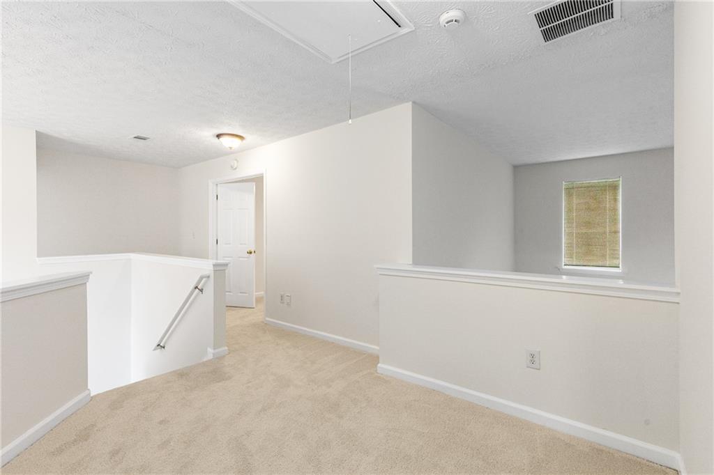 1593 Pinebreeze Drive