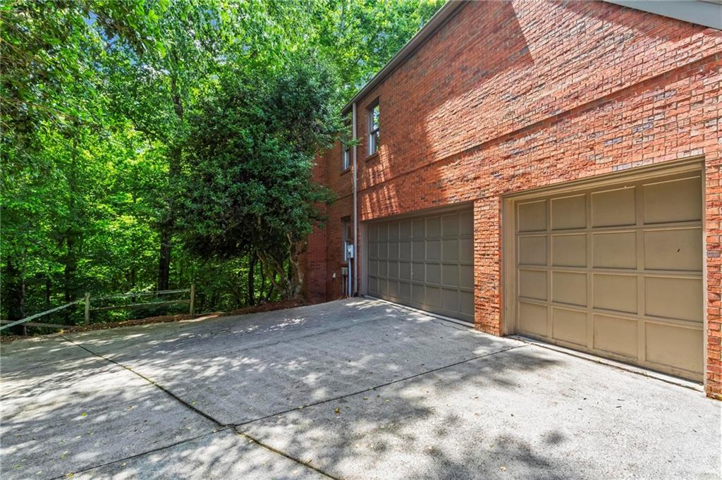 2910 Leeds Garden Lane