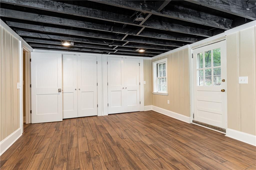 224 Peachtree Way NE