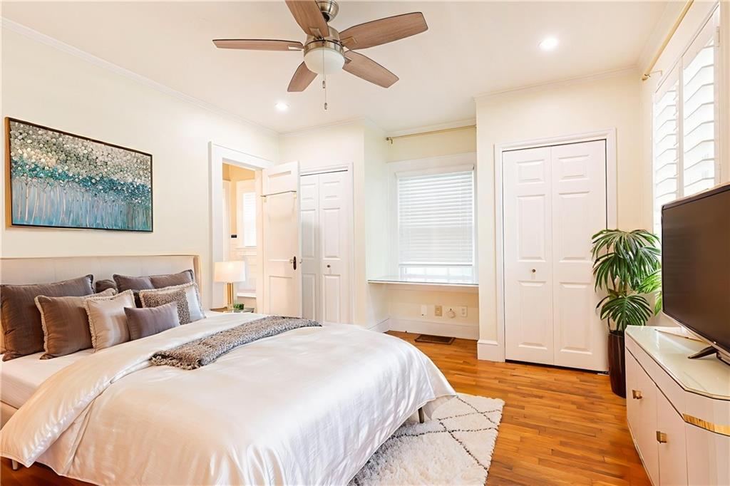 224 Peachtree Way NE