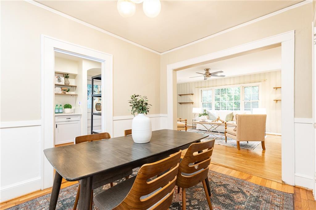 224 Peachtree Way NE