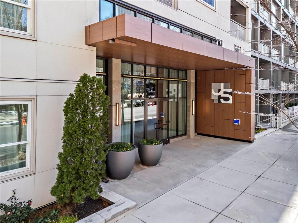 775 Juniper Street NE Unit 413