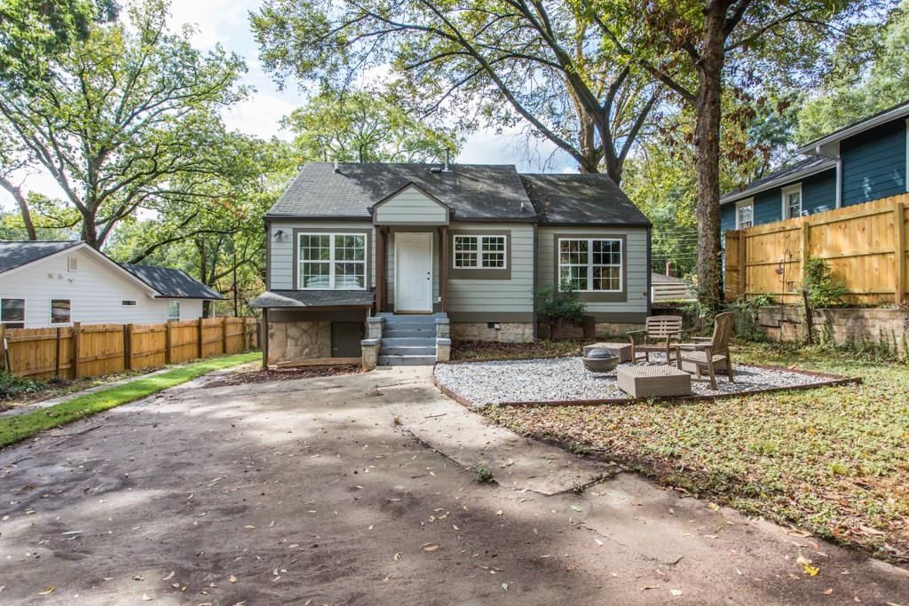 352 Elvira Street SE