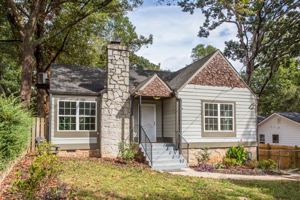 352 Elvira Street SE