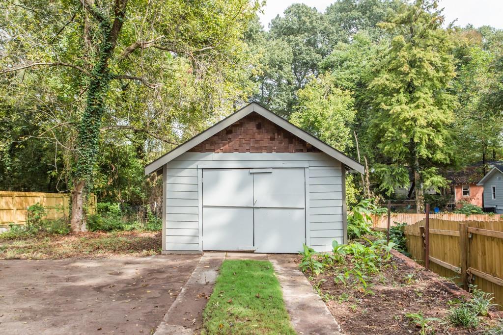 352 Elvira Street SE