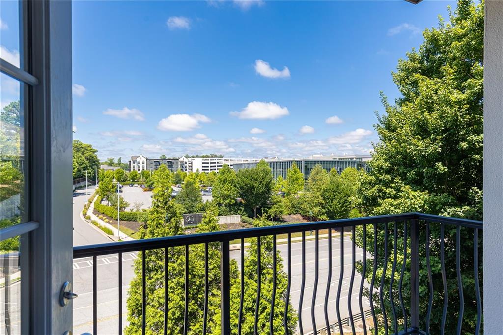 901 Abernathy Road NE Unit 4170