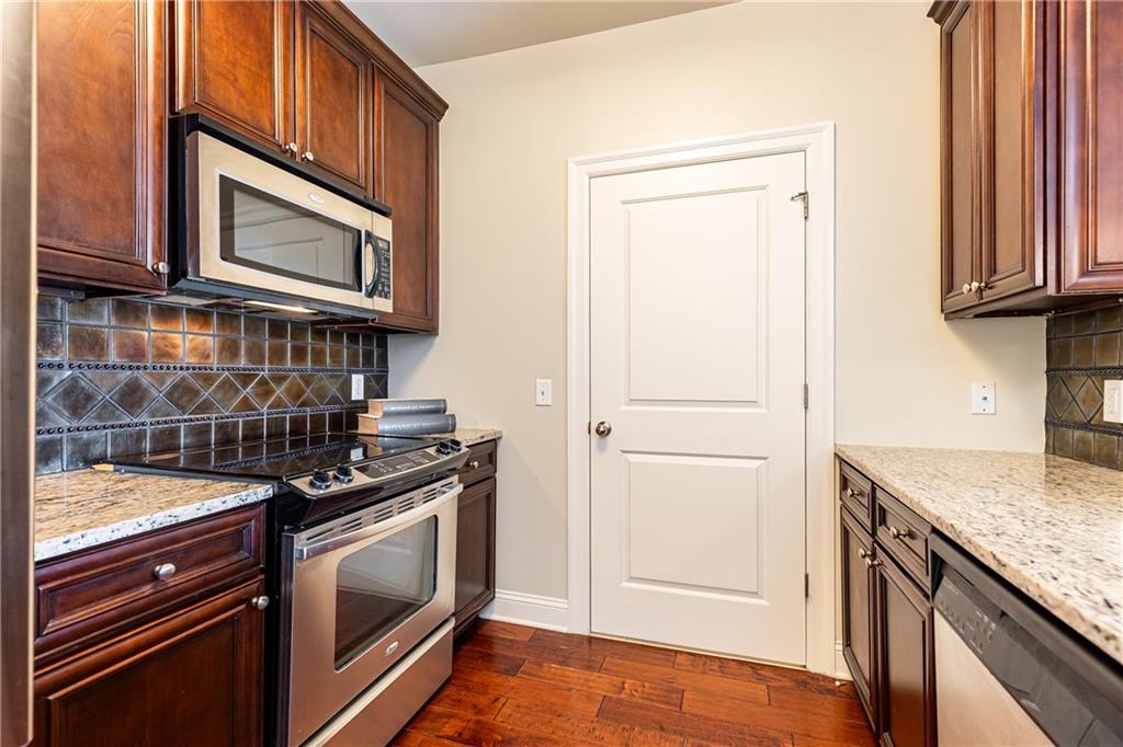 901 Abernathy Road NE Unit 4170