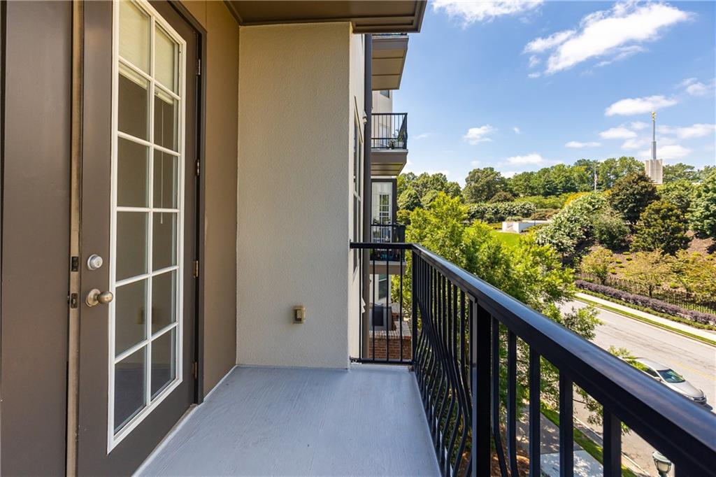 901 Abernathy Road NE Unit 4170
