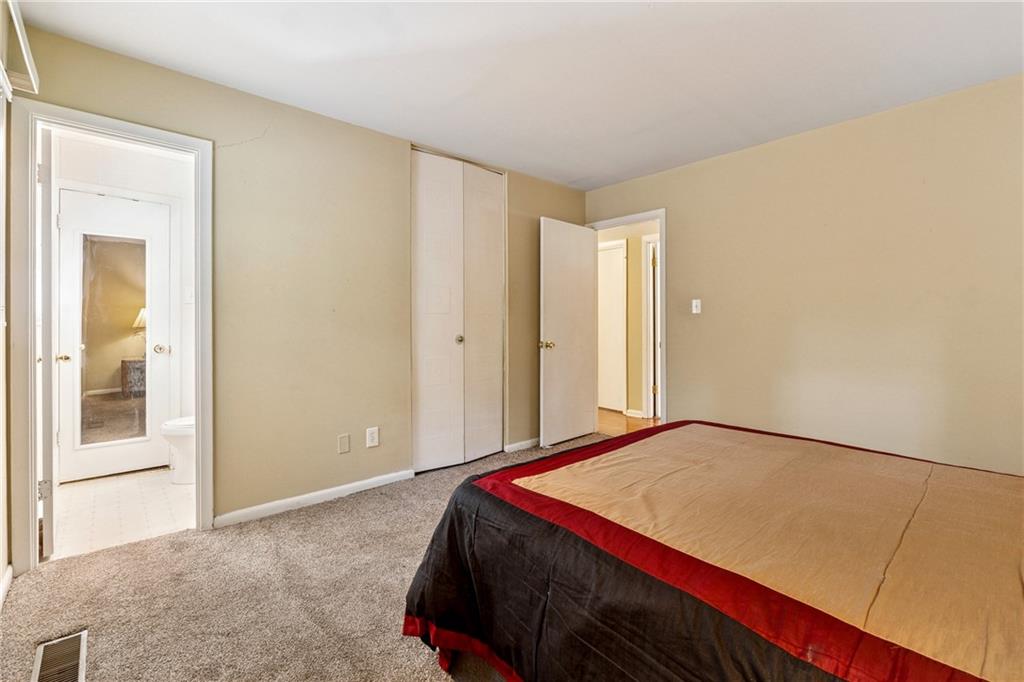 2624 Spring Drive SE