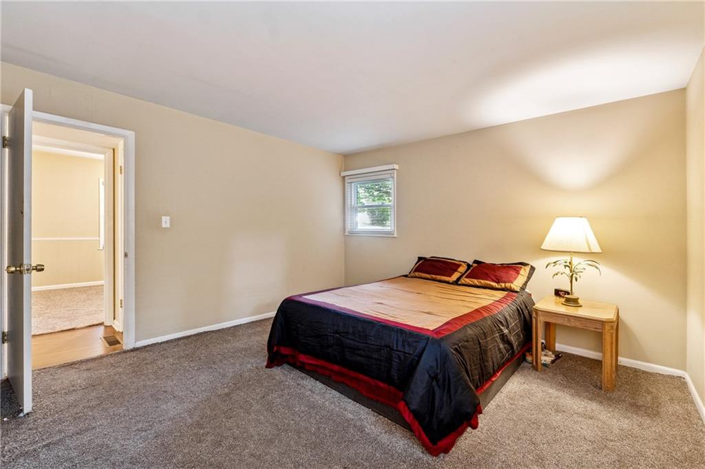 2624 Spring Drive SE