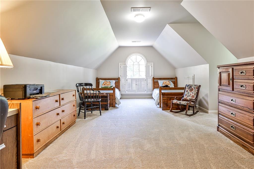 425 Tapestry Trail