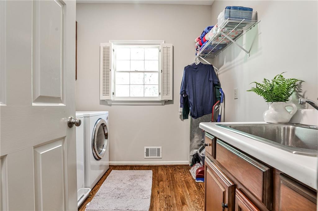425 Tapestry Trail