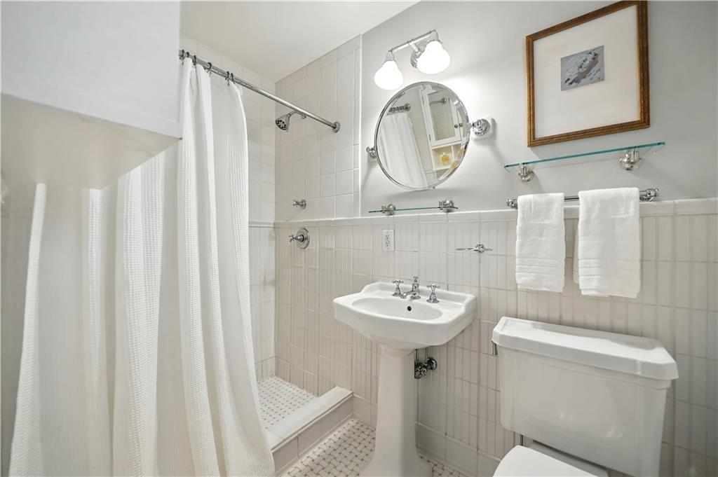 77 Peachtree Memorial Drive NW Unit 2