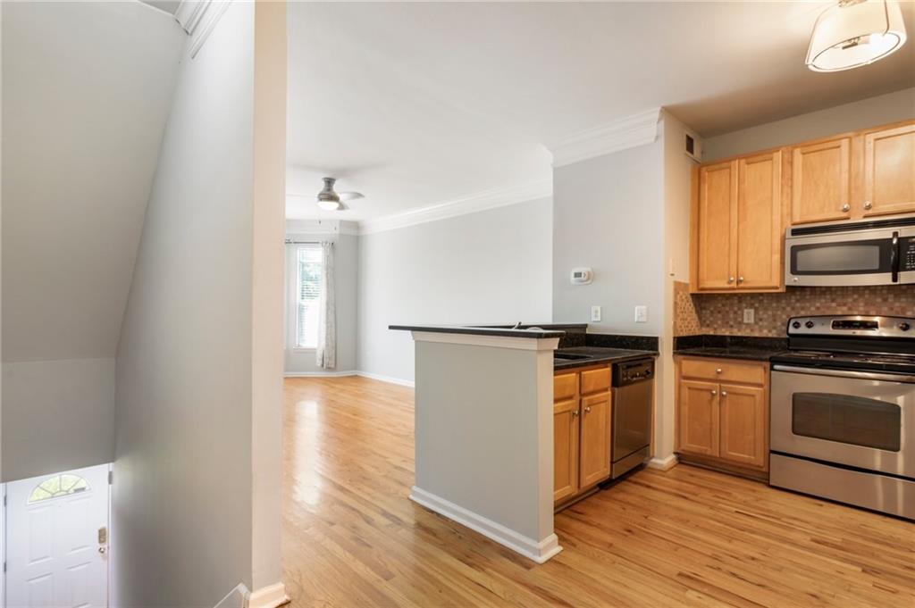 375 Highland Avenue NE Unit 1011