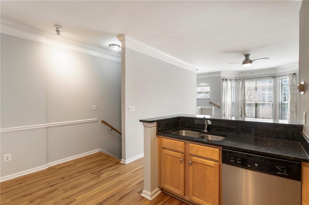 375 Highland Avenue NE Unit 1011