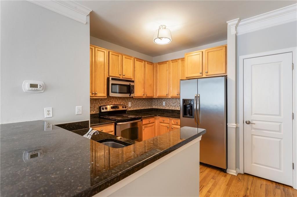 375 Highland Avenue NE Unit 1011