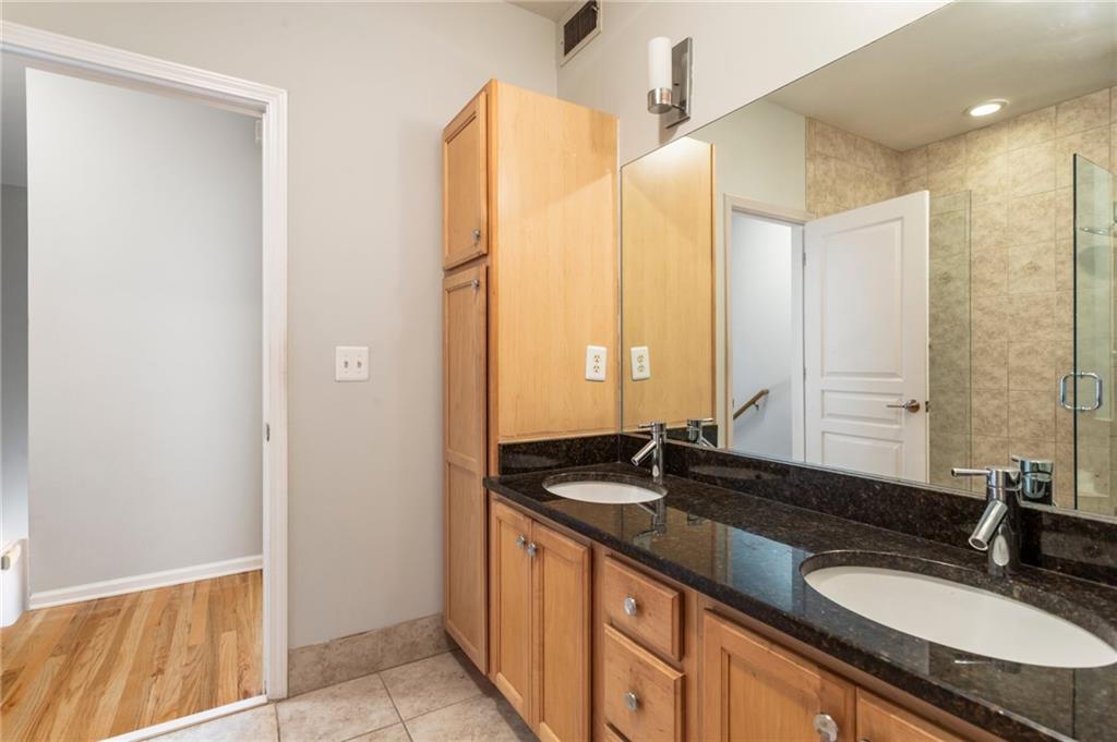 375 Highland Avenue NE Unit 1011