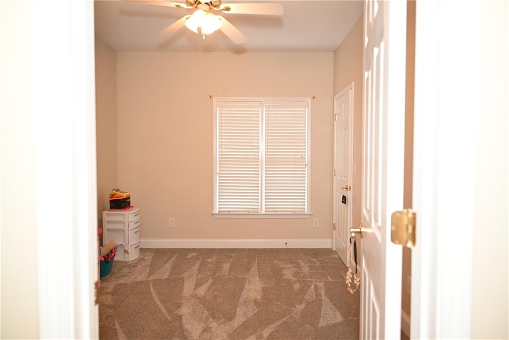 3221 Summer Stream Lane NW