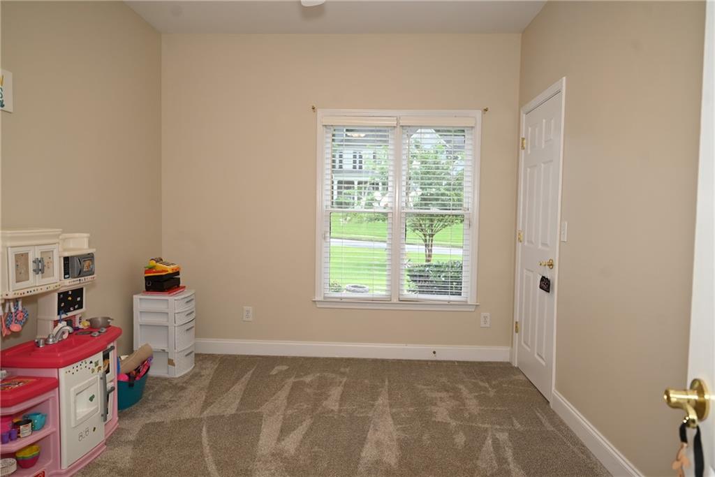 3221 Summer Stream Lane NW