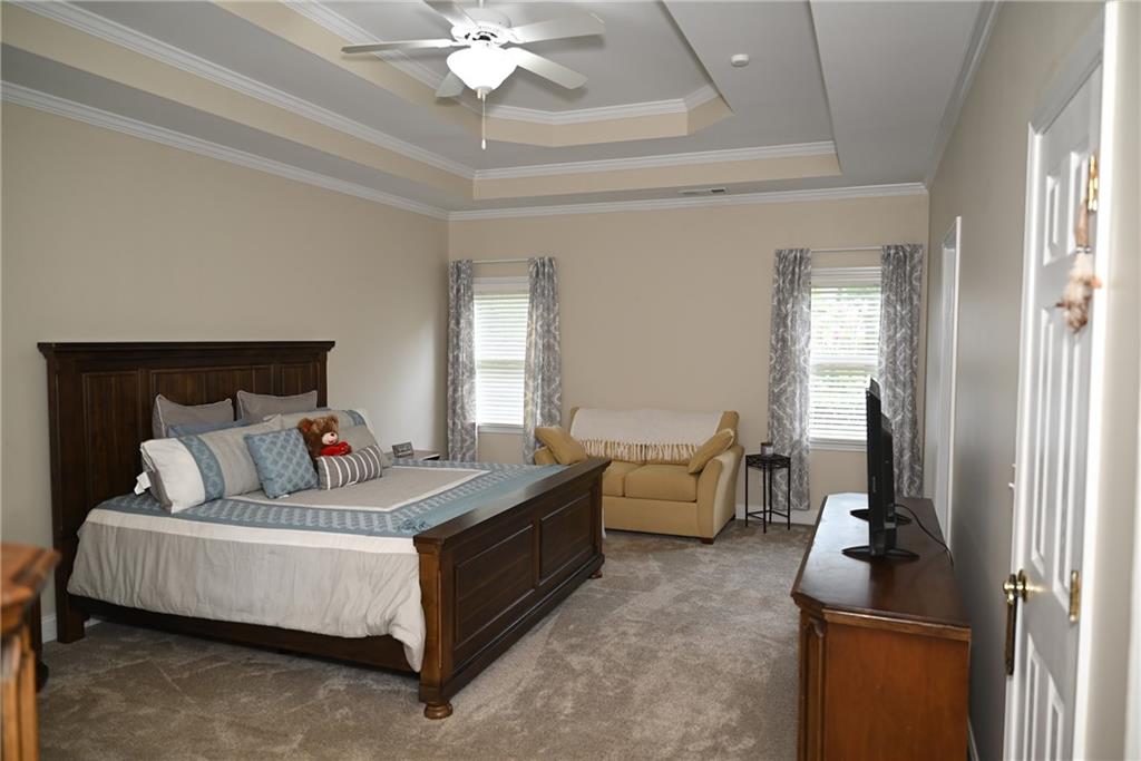 3221 Summer Stream Lane NW