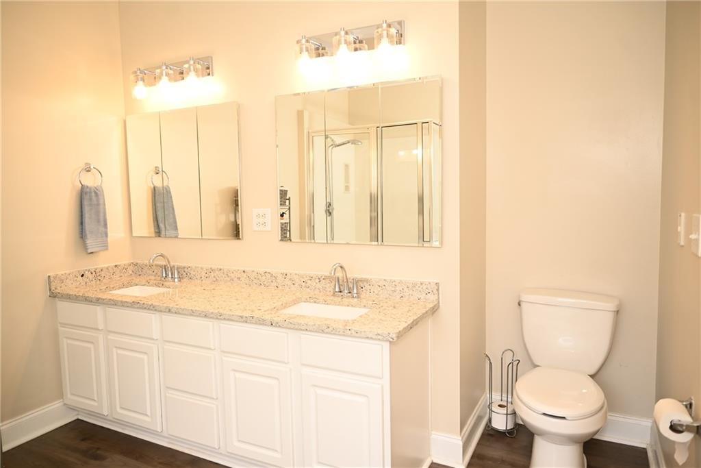 3221 Summer Stream Lane NW