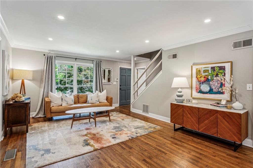 2611 Ridgemore Road NW