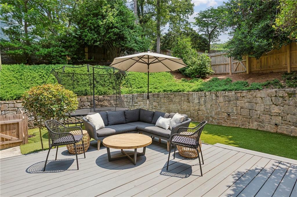 2611 Ridgemore Road NW