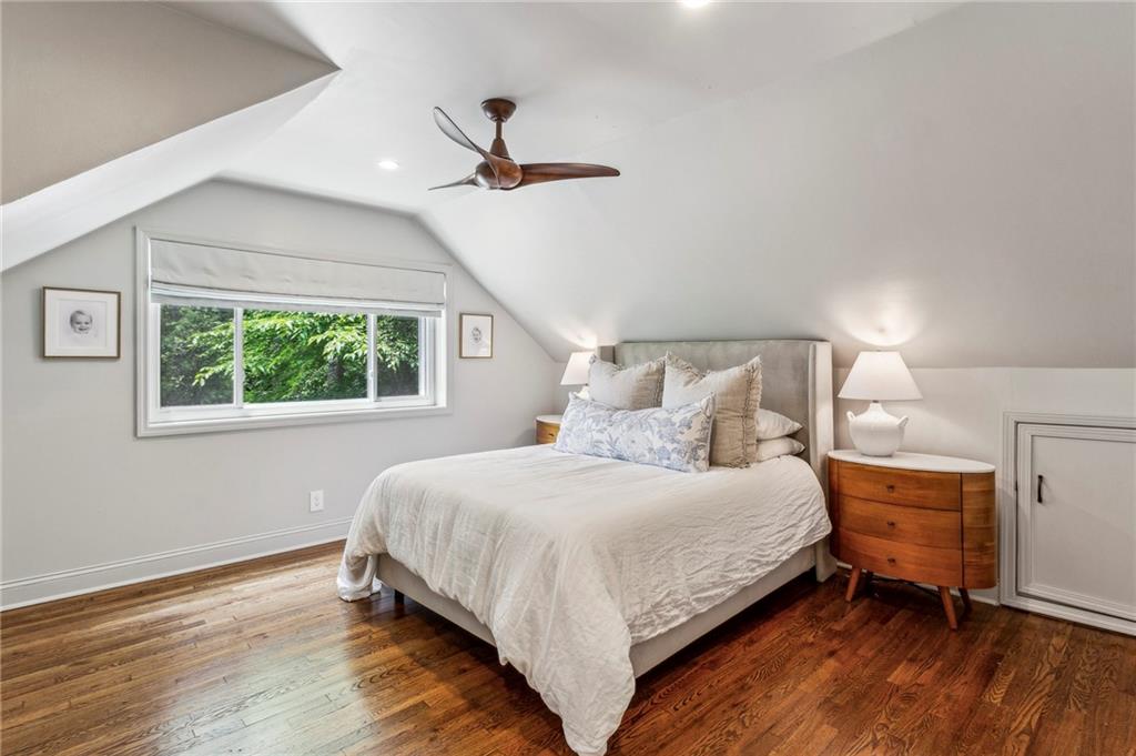 2611 Ridgemore Road NW