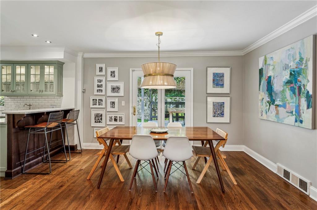 2611 Ridgemore Road NW