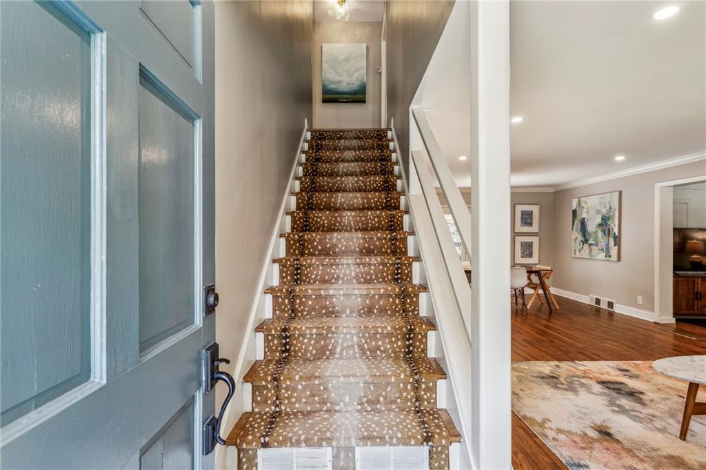 2611 Ridgemore Road NW