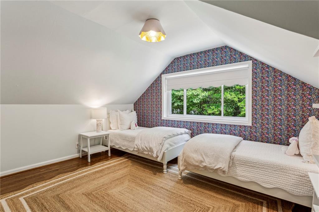 2611 Ridgemore Road NW