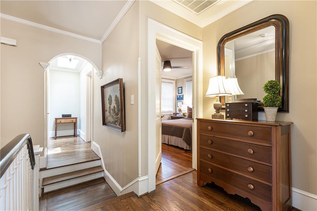 9 Palisades Road NE