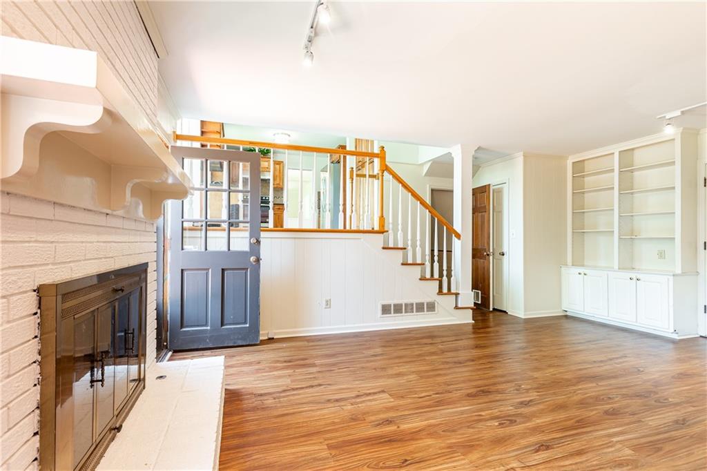 5115 Vernon Ridge Drive