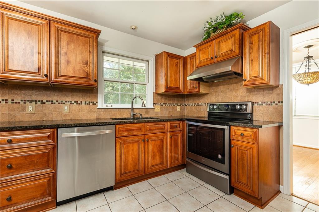 5115 Vernon Ridge Drive