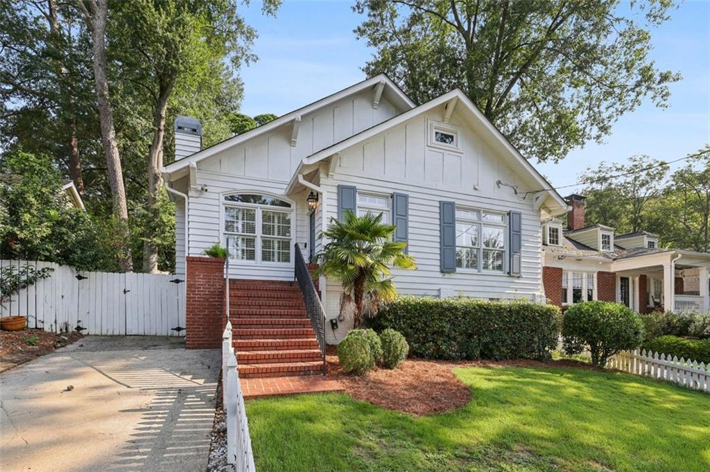 138 PEACHTREE HILLS Avenue NE