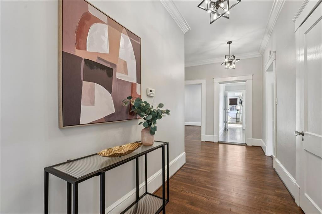 138 PEACHTREE HILLS Avenue NE