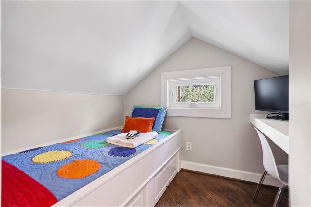 138 PEACHTREE HILLS Avenue NE