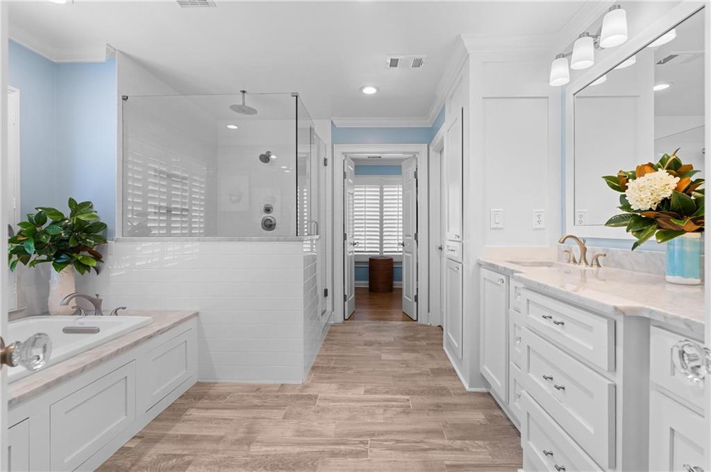 2681 Brookwood Drive NE