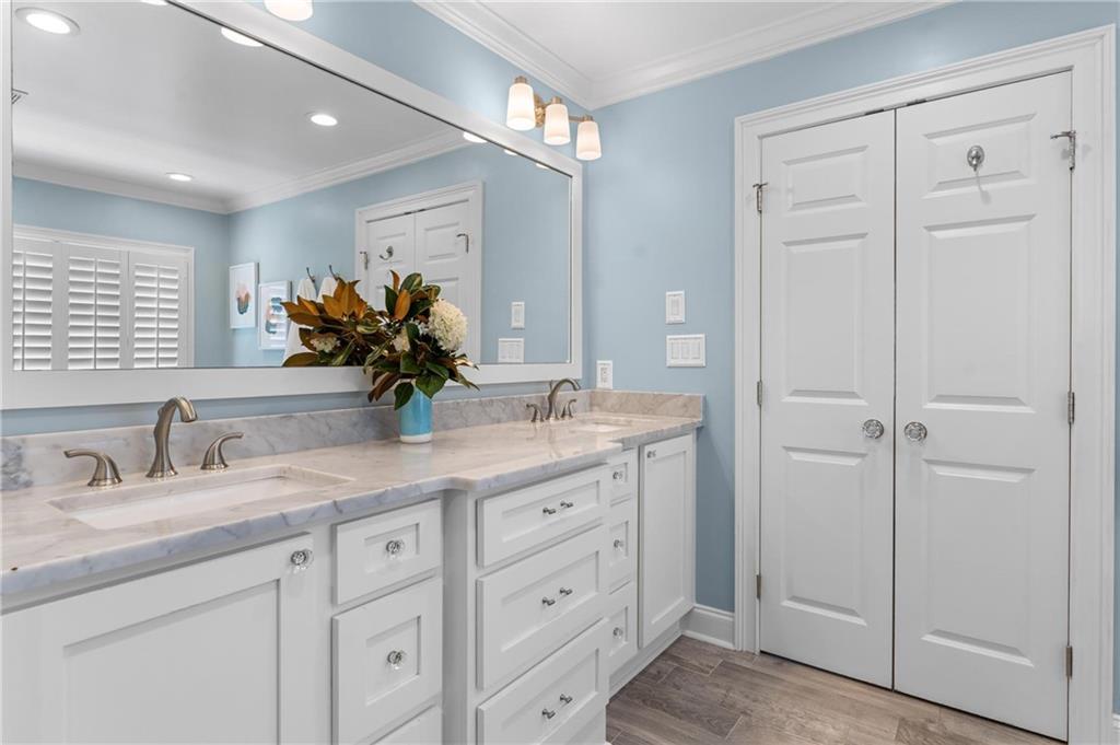 2681 Brookwood Drive NE