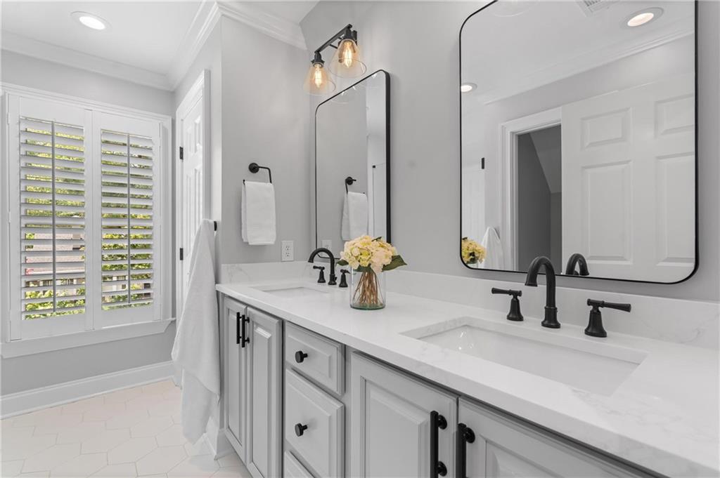 2681 Brookwood Drive NE