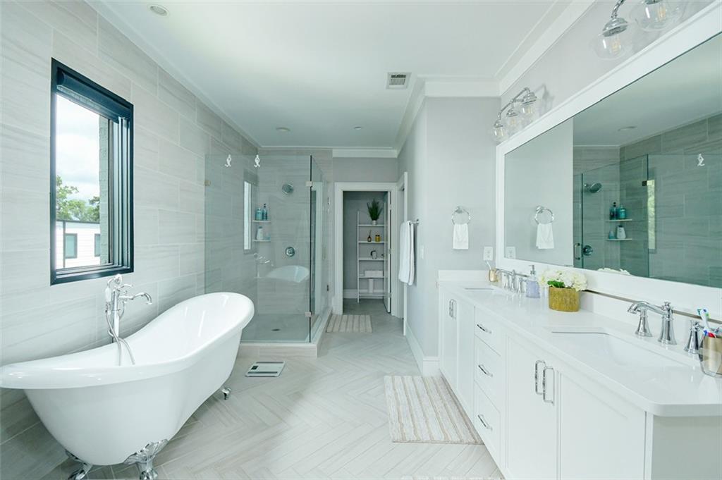 2532 Appleden Place Unit 11