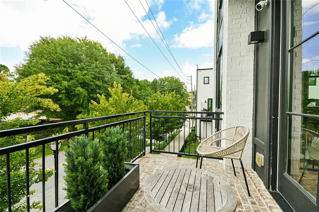 2532 Appleden Place Unit 11