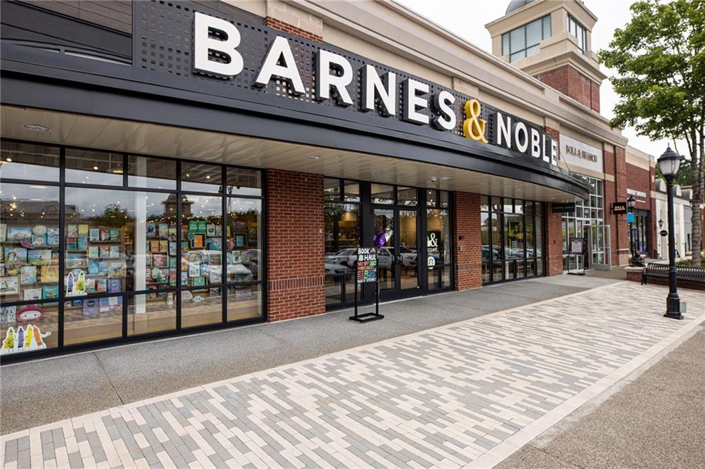 285 Ashleigh Terrace