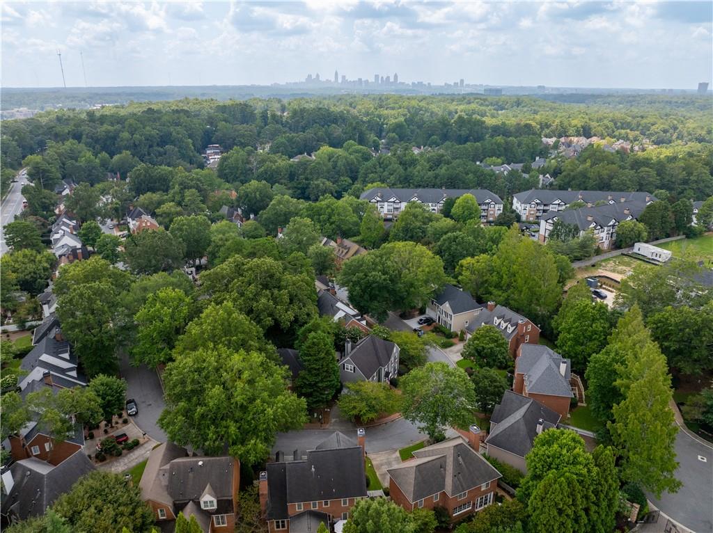 1244 Village Run NE